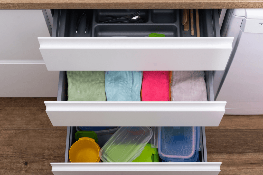 The Ultimate Guide to Kitchen Cupboard and Drawer Organisation