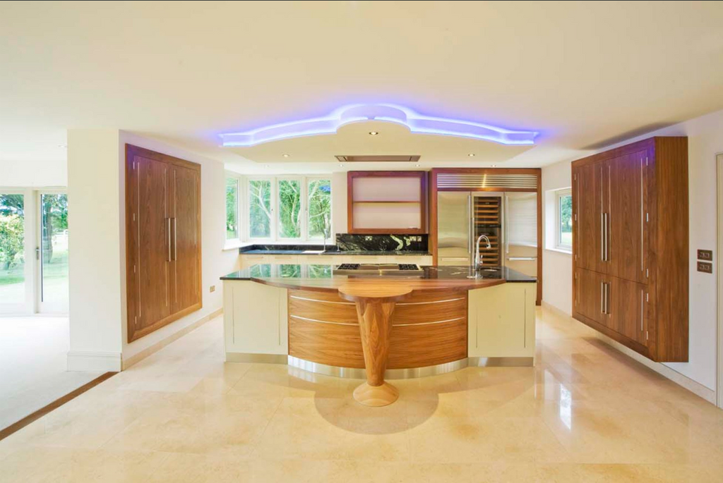 The Latest Luxury Kitchen Lighting Ideas in the UK