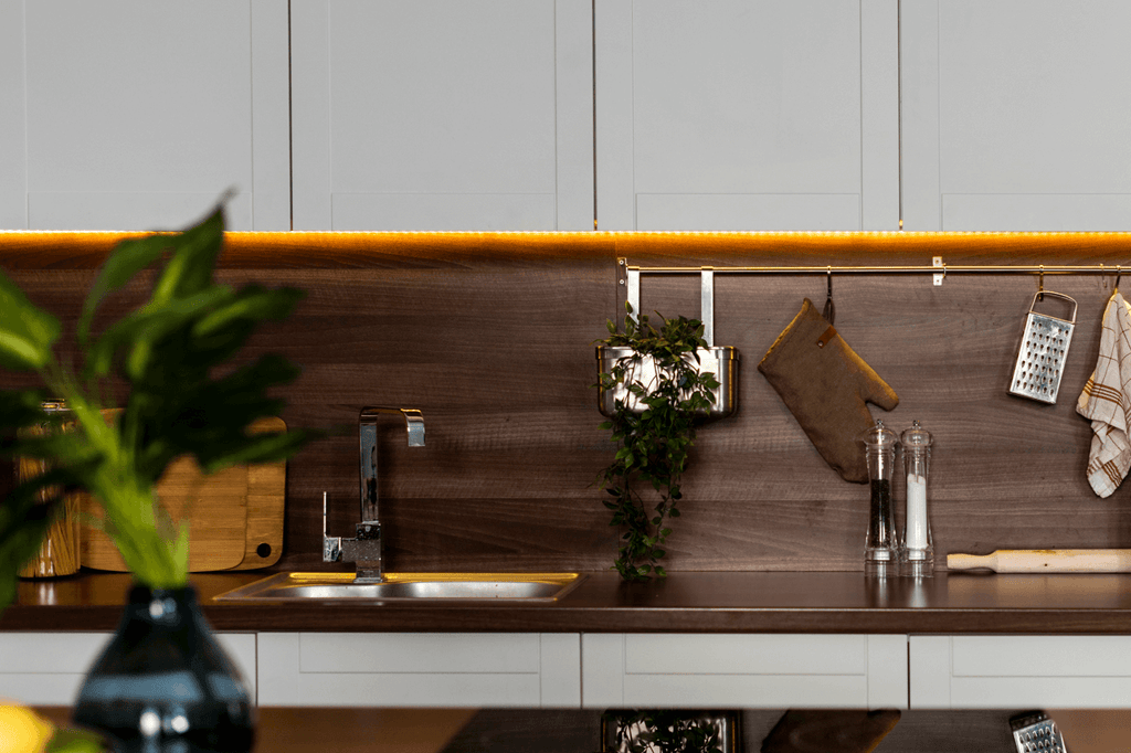 Statement Splashback Ideas for Your Kitchen Design: Transforming Modern & Traditional Kitchens