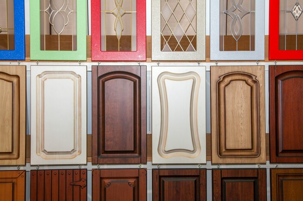 Why Wooden Cupboard Doors Are Perfect for a Traditional Kitchen Look
